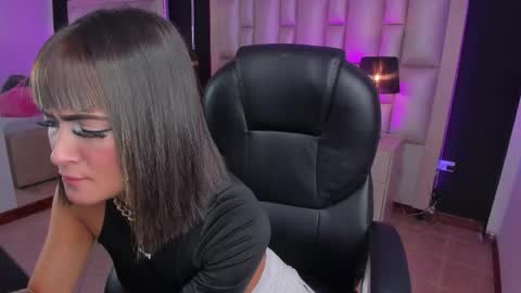 Luisa  online show from 02-01-26, 08:40