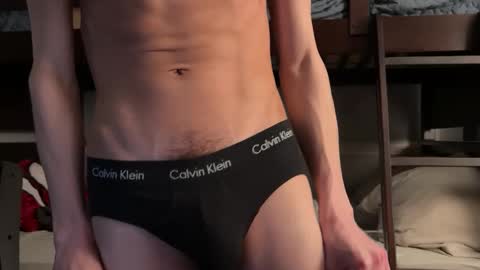 Luis online show from 02-26-25, 03:53