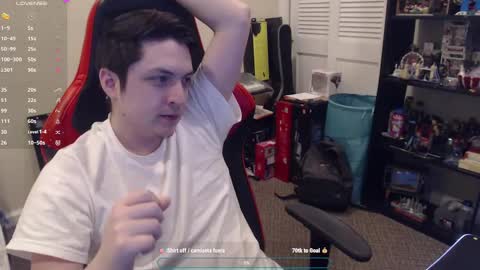 Luisdiaztube online show from 12-29-24, 02:06