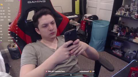 Luisdiaztube online show from 01-13-25, 07:10