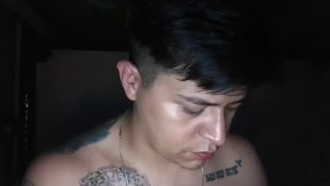 luisenriqueresendiz97 online show from 10-01-25, 07:47