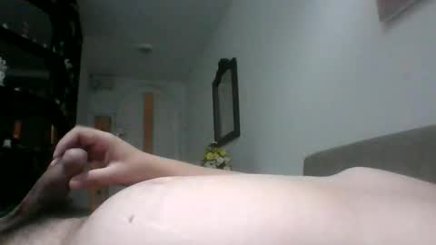 Snapshot of luisfer86 chatting on 03-10-26, 02:27 luisfer86 online show from 03-10-26, 02:27