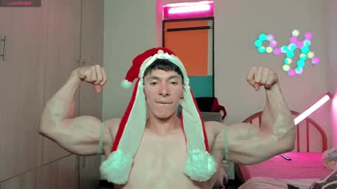 Snapshot of luisfernikesportboy chatting on 12-18-24, 11:30 Luis Fer PVT IS OPEN online show from 12-18-24, 11:30