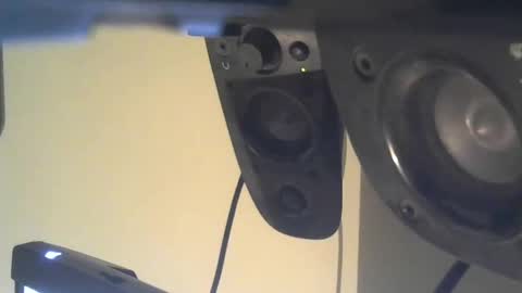 luisjetron199 online show from 06-07-26, 12:04