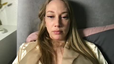 luiva13 online show from 02-06-25, 07:29