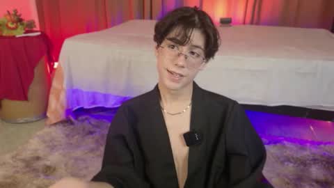 Snapshot of luixdust1 chatting on 11-11-25, 06:02 luixdust1 online show from 11-11-25, 06:02