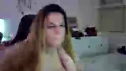 Snapshot of luizacandy chatting on 06-24-26, 12:42 luizacandy online show from 06-24-26, 12:42