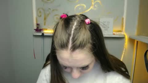 Snapshot of luizaheems_ chatting on 01-17-25, 08:02 Luiza online show from 01-17-25, 08:02