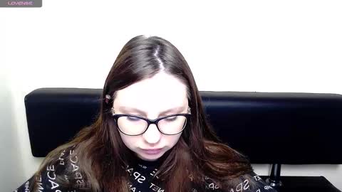 Luiza online show from 03-27-26, 07:47