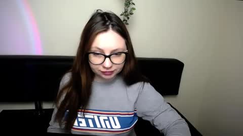 Luiza online show from 04-24-26, 06:27