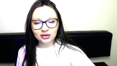 Luiza online show from 05-15-26, 09:16