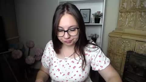 Luiza online show from 08-10-26, 06:28