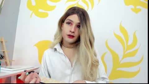 Luka Castillo online show from 12-20-25, 03:08