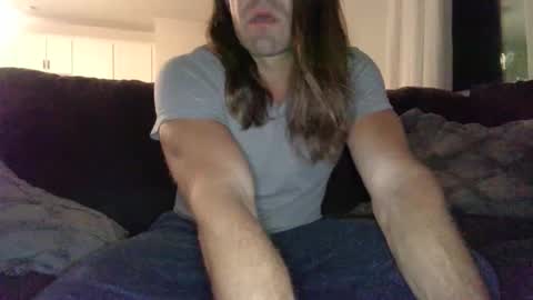 Snapshot of luke615 chatting on 11-15-25, 01:58 luke615 online show from 11-15-25, 01:58