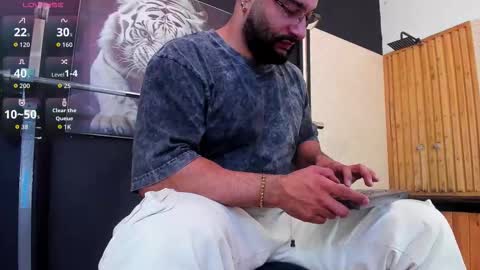 LUKE online show from 11-10-25, 11:53