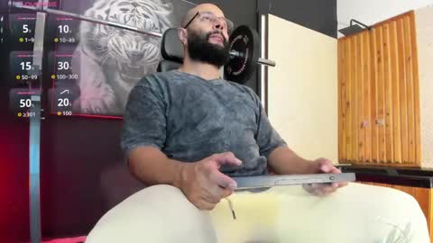 LUKE online show from 04-18-26, 11:47