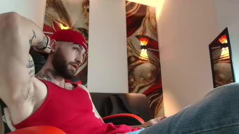 LUKE online show from 09-26-25, 01:37