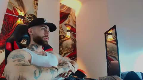 LUKE online show from 12-03-25, 01:20