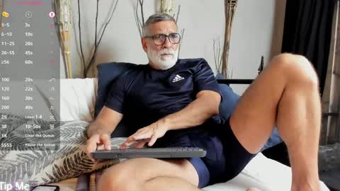 Luke Crews online show from 04-22-26, 07:59