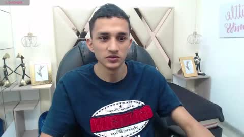 IM STIVEN online show from 02-12-25, 12:22