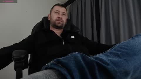 Snapshot of lukkee30 chatting on 11-12-25, 12:16 Sir Alex online show from 11-12-25, 12:16