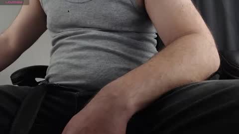 Snapshot of lukkee30 chatting on 03-11-26, 12:22 Sir Alex online show from 03-11-26, 12:22