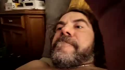 Snapshot of lukypuky232137993 chatting on 11-23-25, 04:01 lukypuky232137993 online show from 11-23-25, 04:01