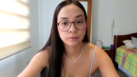 Luli online show from 04-06-26, 01:12