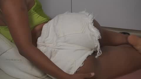 lulitauwu online show from 04-11-26, 02:27