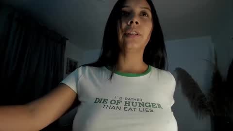 Snapshot of lulu10541697 chatting on 03-10-26, 06:40 lulu10541697 online show from 03-10-26, 06:40