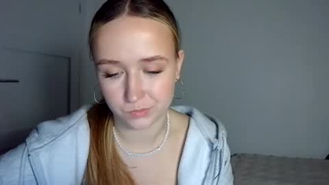 Lulu Baby18 online show from 04-27-26, 06:06