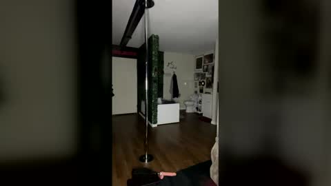 Lulu online show from 03-22-26, 05:00