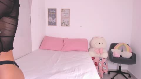 LULU online show from 01-06-25, 03:42