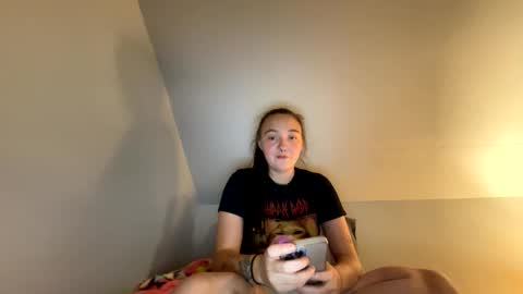 Snapshot of lulubaby03 chatting on 09-17-25, 01:51 lulubaby03 online show from 09-17-25, 01:51