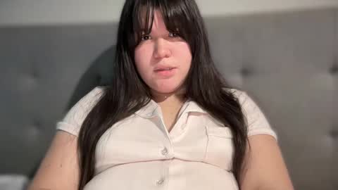 Snapshot of luluhotty chatting on 12-07-24, 06:21 luluhotty online show from 12-07-24, 06:21