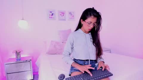 luluu online show from 04-18-26, 11:36