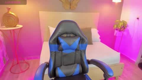 L U M A online show from 03-24-26, 03:22