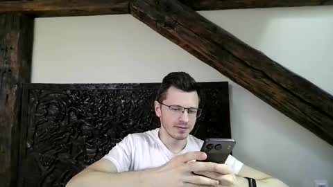 Andrew independent model 2000-0000 CET daily online show from 04-07-26, 01:22