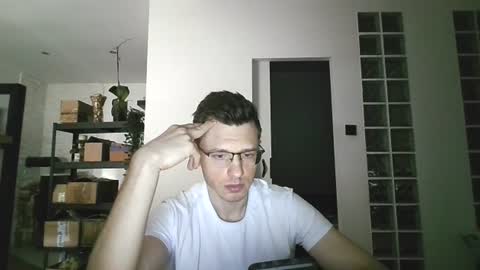 Andrew independent model 2000-0000 CET daily online show from 07-30-26, 12:15