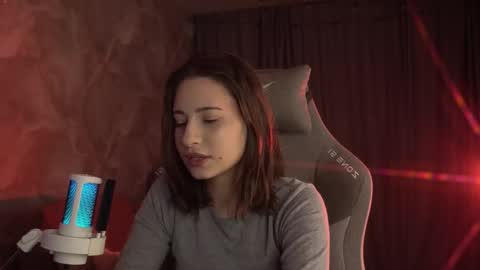 Amelia online show from 02-21-26, 02:12