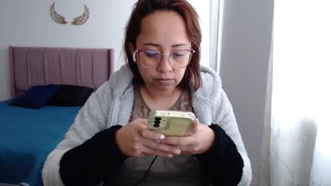 Snapshot of lumi_84 chatting on 01-07-25, 09:03 LUMI online show from 01-07-25, 09:03