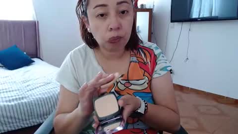 Snapshot of lumi_84 chatting on 02-02-25, 12:46 LUMI online show from 02-02-25, 12:46