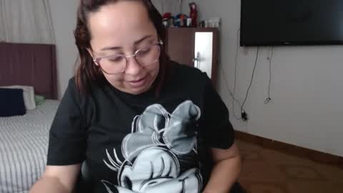 Snapshot of lumi_84 chatting on 02-03-25, 12:36 LUMI online show from 02-03-25, 12:36