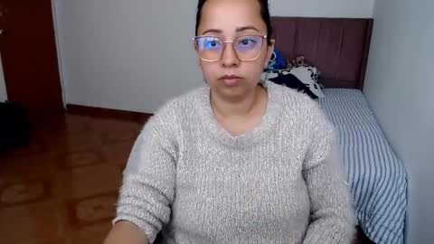 Snapshot of lumi_84 chatting on 02-16-25, 03:27 LUMI online show from 02-16-25, 03:27