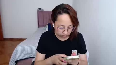 Snapshot of lumi_84 chatting on 02-24-25, 06:26 LUMI online show from 02-24-25, 06:26