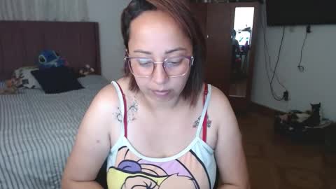 Snapshot of lumi_84 chatting on 02-26-25, 02:04 LUMI online show from 02-26-25, 02:04