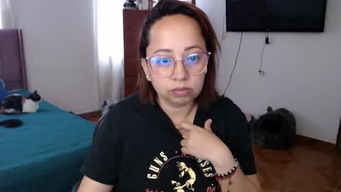 Snapshot of lumi_84 chatting on 03-04-25, 12:12 LUMI online show from 03-04-25, 12:12