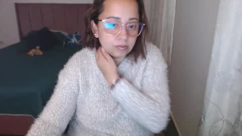 Snapshot of lumi_84 chatting on 03-08-25, 01:06 LUMI online show from 03-08-25, 01:06