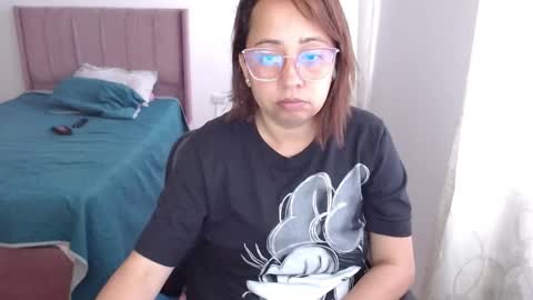 Snapshot of lumi_84 chatting on 03-12-25, 10:28 LUMI online show from 03-12-25, 10:28