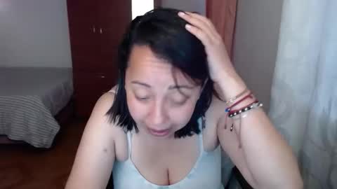 Snapshot of lumi_84 chatting on 10-12-25, 10:31 LUMI online show from 10-12-25, 10:31